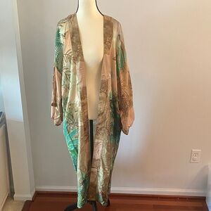 Powder designs NWT long kimono gown oasis coconut designs. Open front